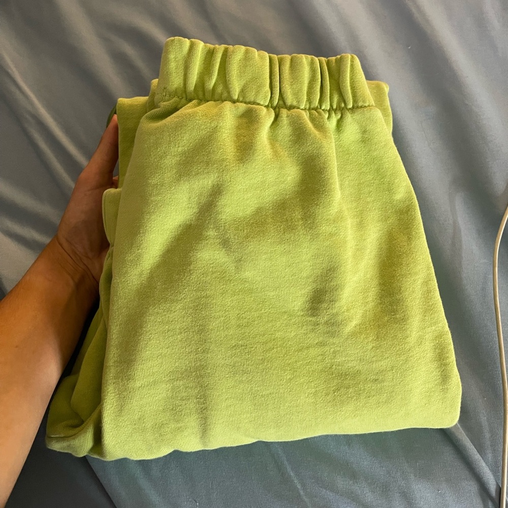 6 pairs of brandy rosa sweatpants